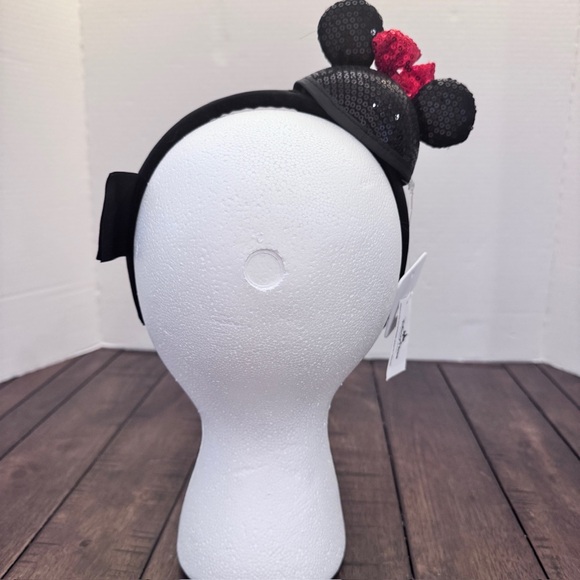 Disney Parks Exclusive 2018 Mickey Mouseketeer Club Mini Ear Hat Sequin Headband - Picture 2 of 3
